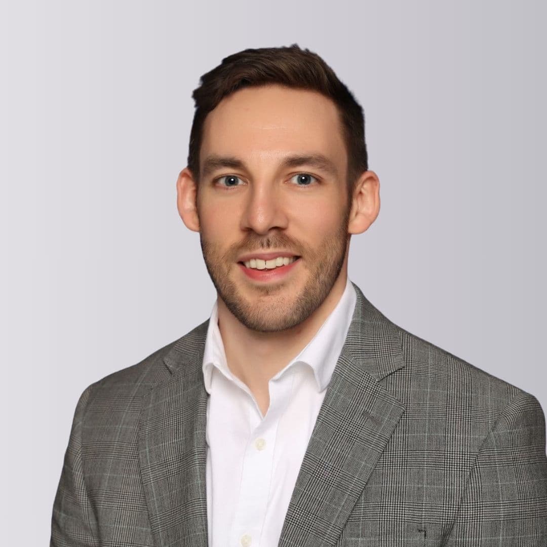 Headshot of Daniel Scrivener