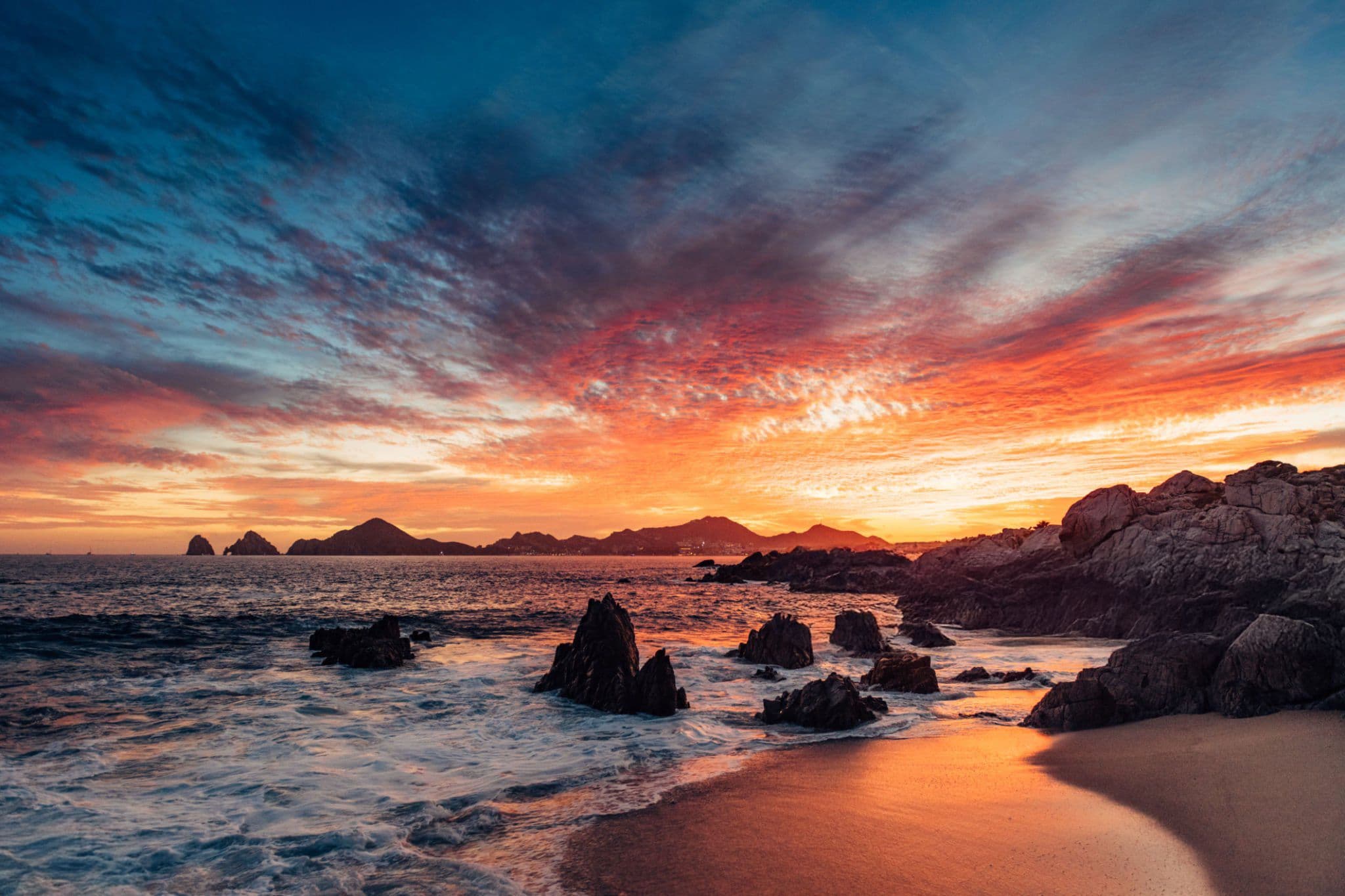 Destination Guide: Cabo San Lucas By Private Jet