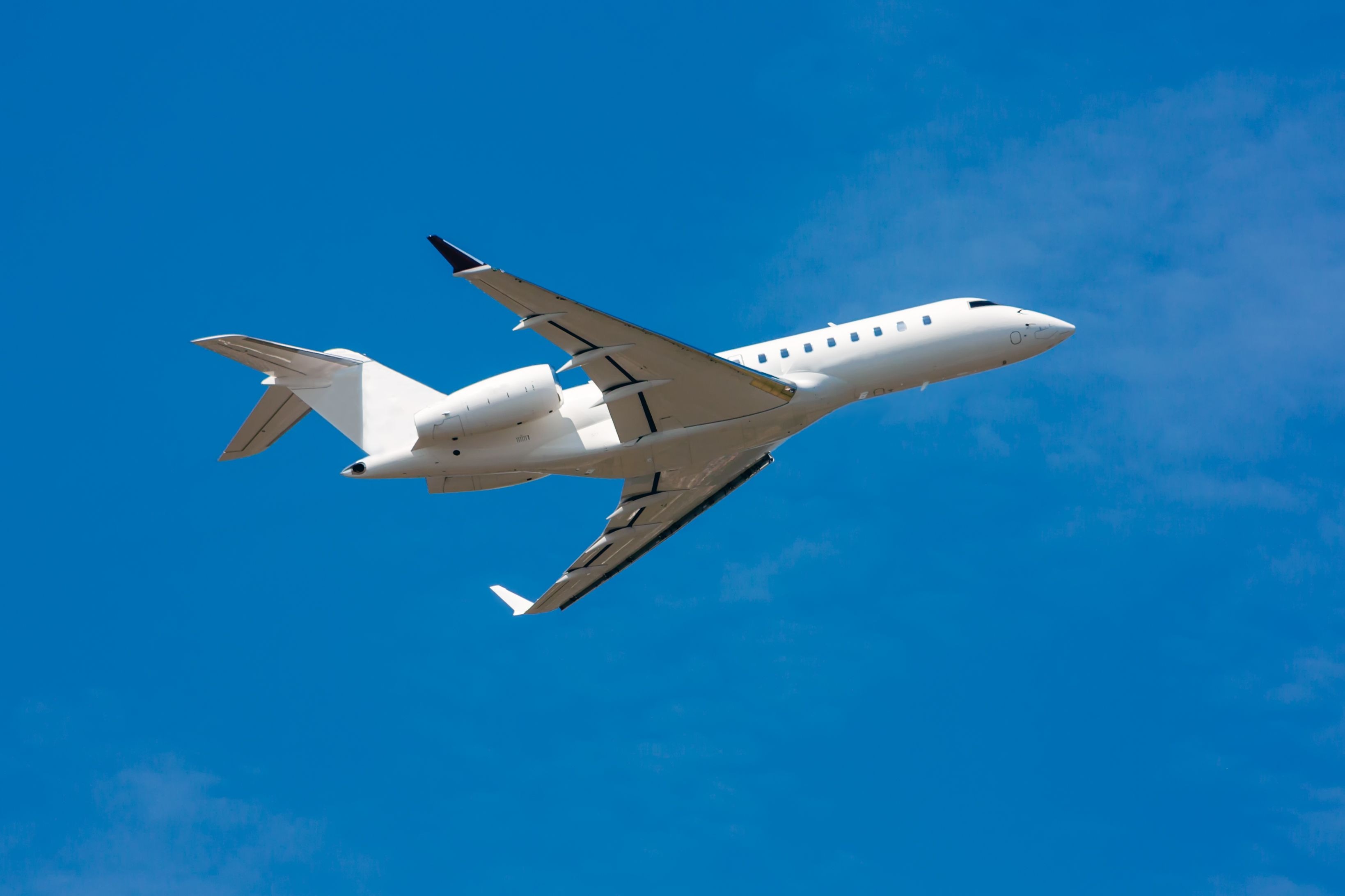 Heavy- Global 5000 Exterior.jpg