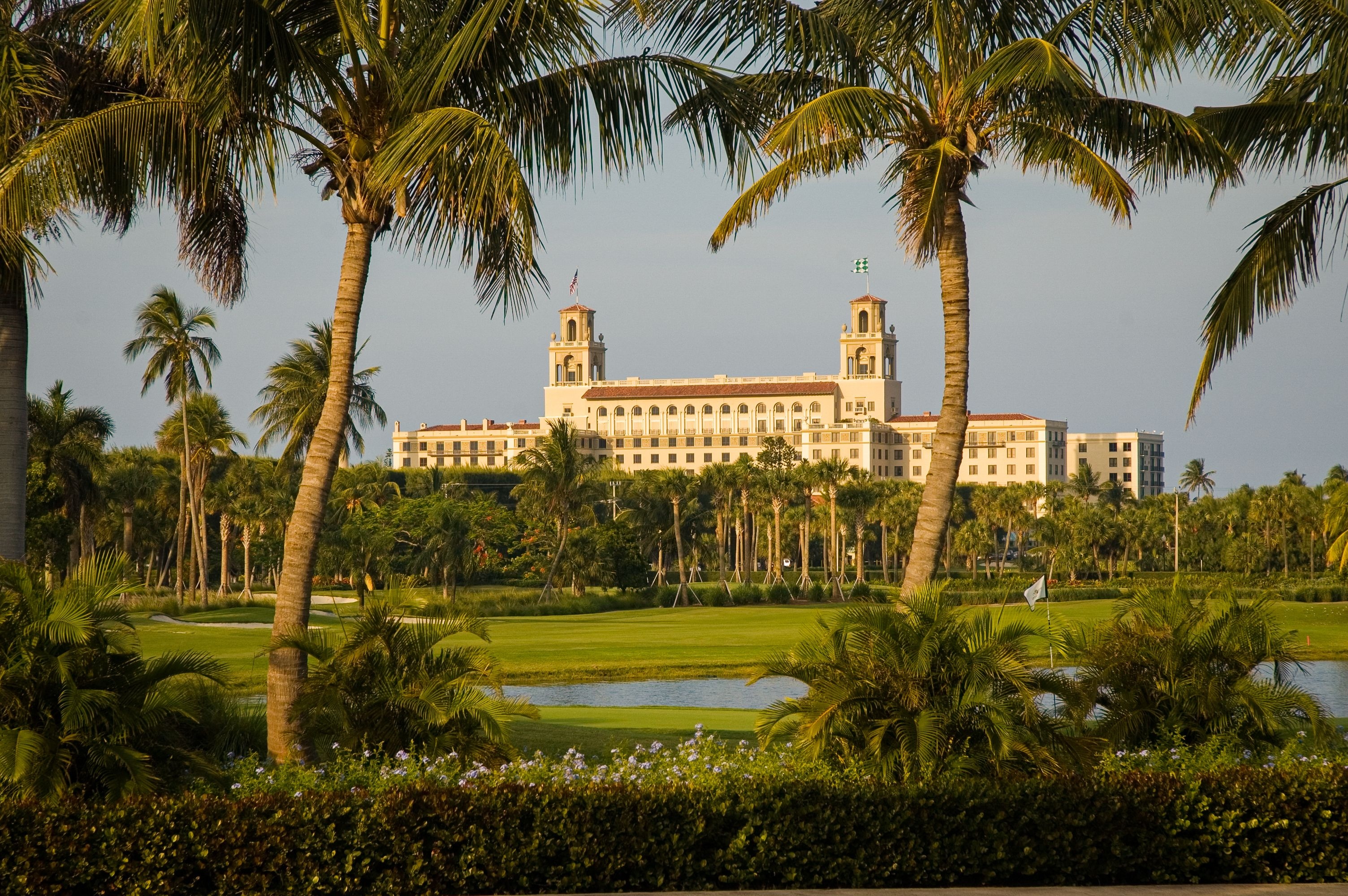 Palm Beach Hotel.jpg